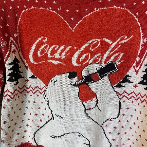 Coca Cola Polar Bear oversized Heart Sweater - Picture 5 of 6
